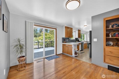 18904 66th Place W Lynnwood WA 98036