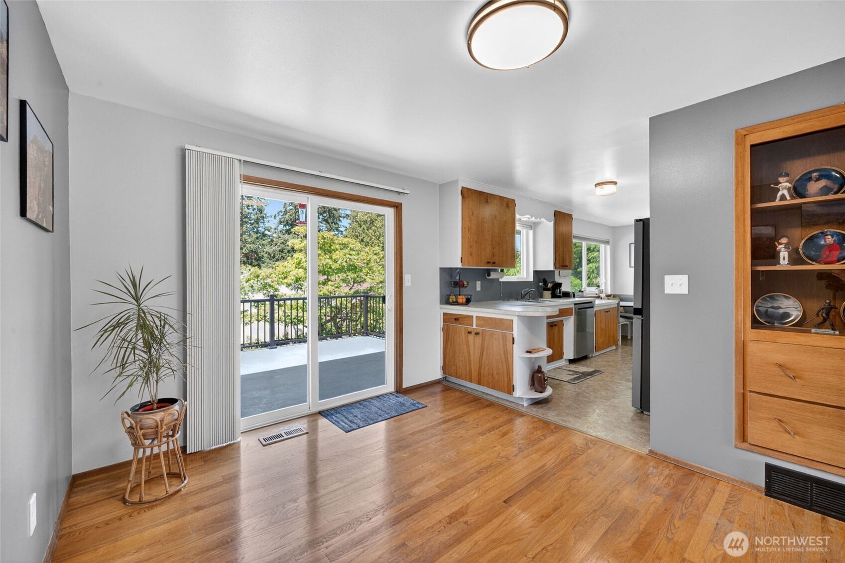 18904 66th Place W Lynnwood WA 98036