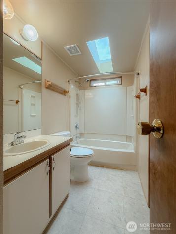 5010 Offut Lake Road SE Tenino WA 98589