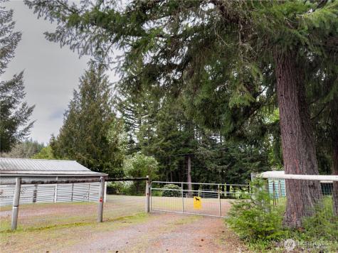 5010 Offut Lake Road SE Tenino WA 98589