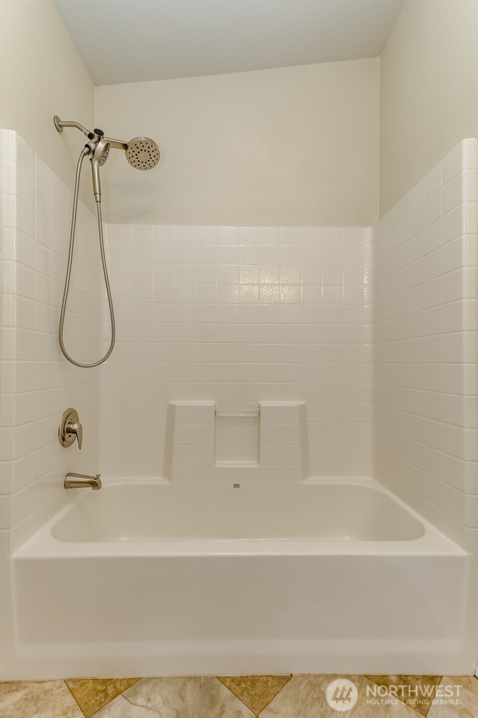 7104 141st Avenue E Sumner WA 98390