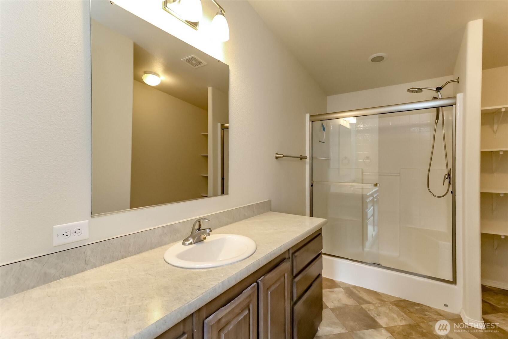 7104 141st Avenue E Sumner WA 98390
