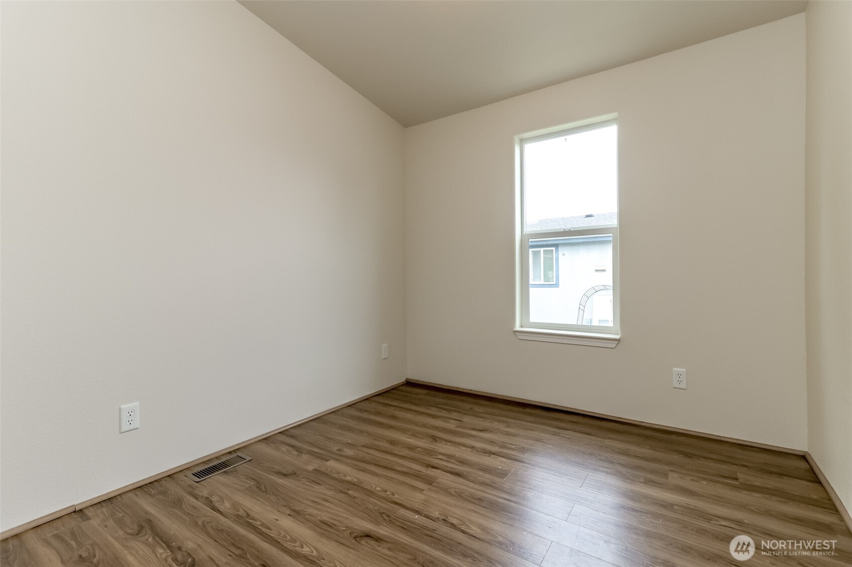 7104 141st Avenue E Sumner WA 98390