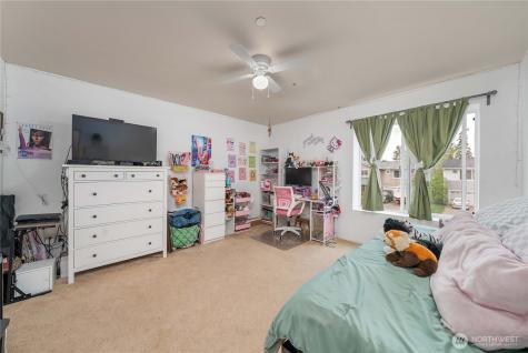 1926 Homan Avenue Dupont WA 98327