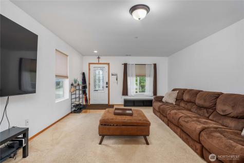 1926 Homan Avenue Dupont WA 98327