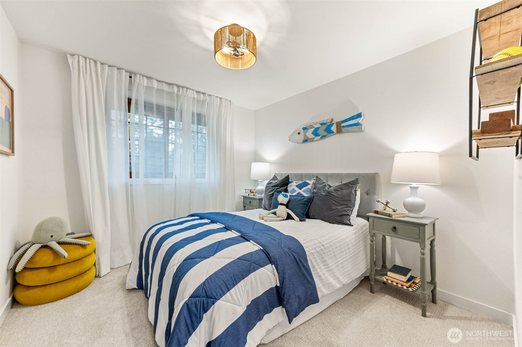 15817 SE Newport (private Drive) Way Bellevue WA 98006