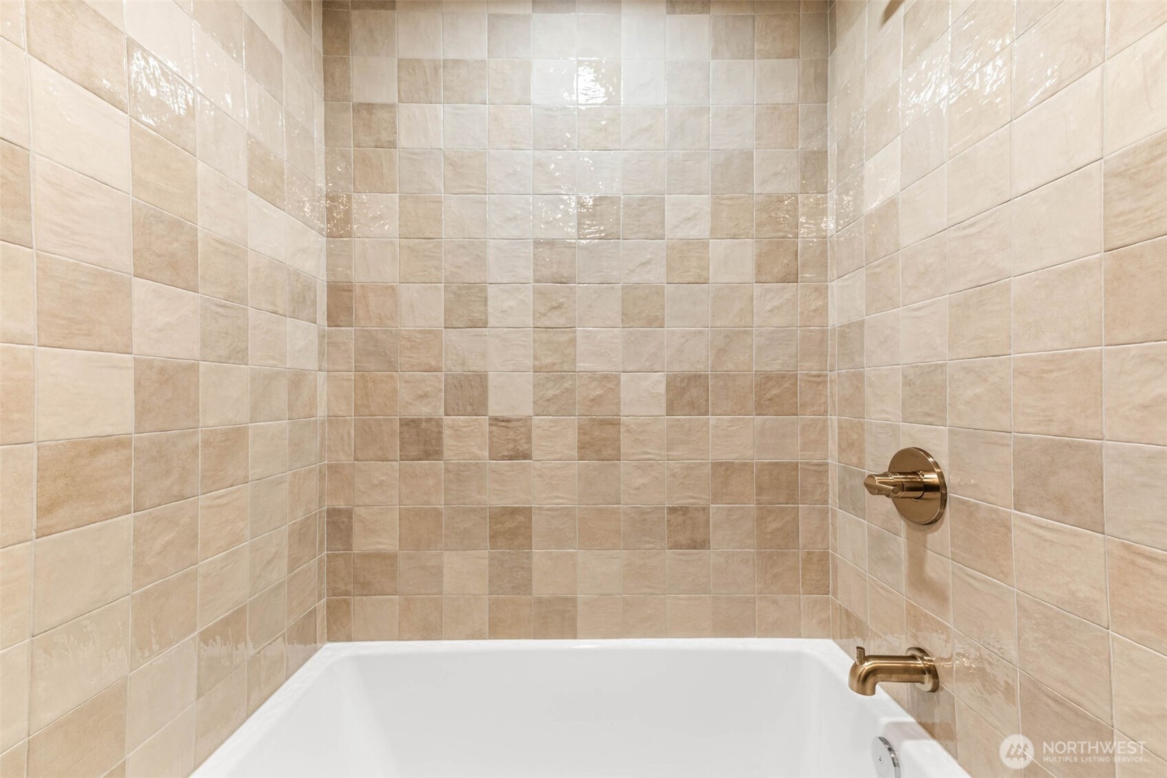 15817 SE Newport (private Drive) Way Bellevue WA 98006