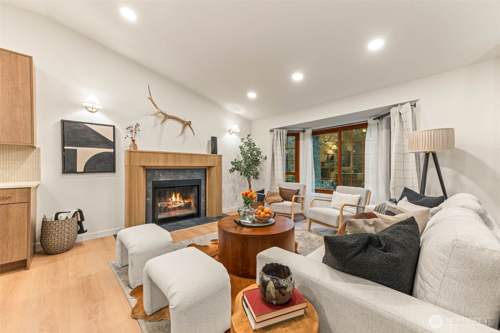 15817 SE Newport (private Drive) Way Bellevue WA 98006