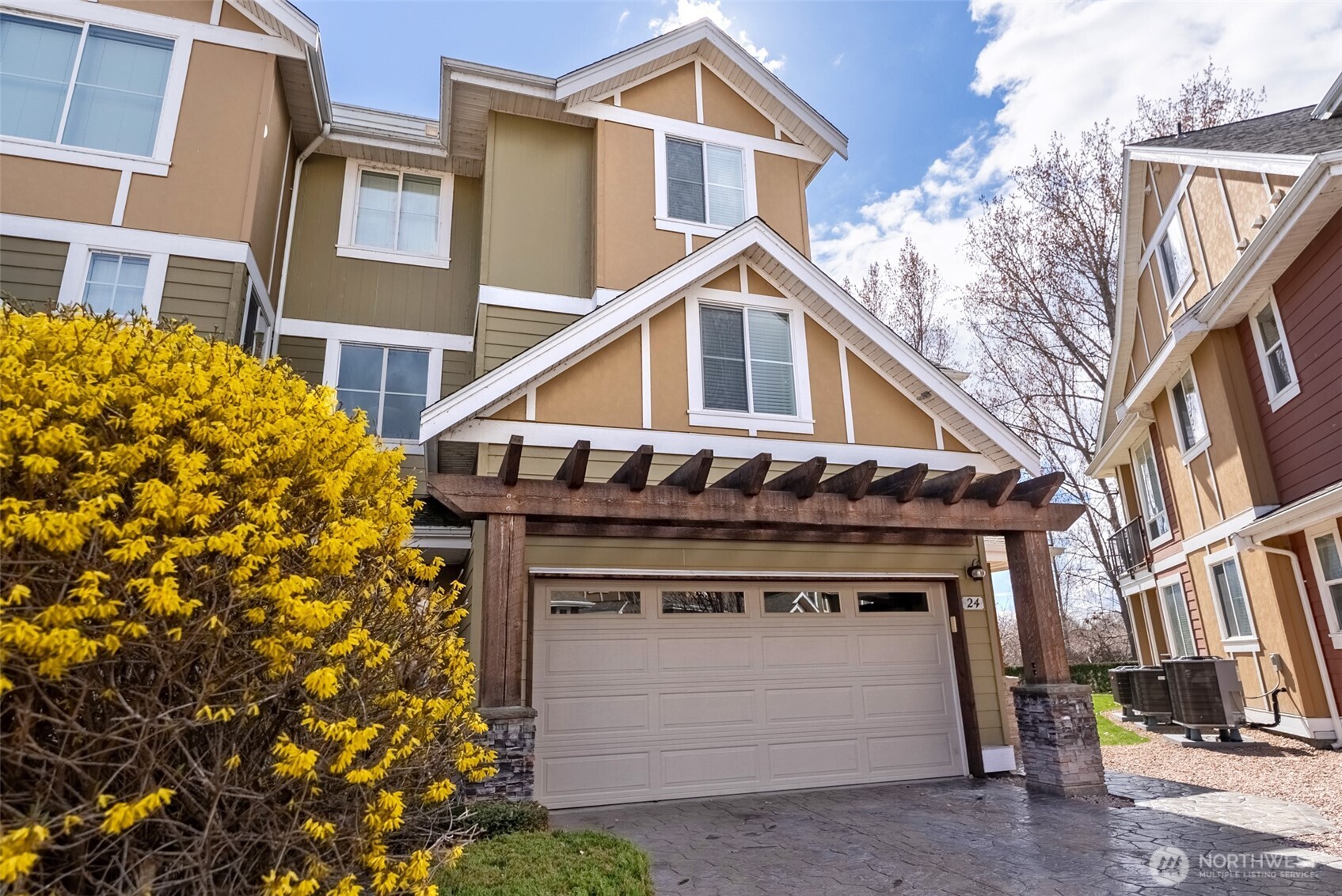 24 Sandalia Court Oroville WA 98844