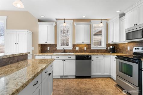 24 Sandalia Court Oroville WA 98844