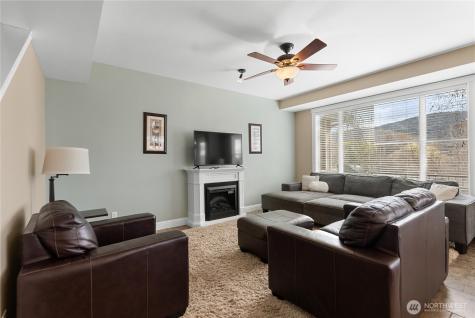 24 Sandalia Court Oroville WA 98844