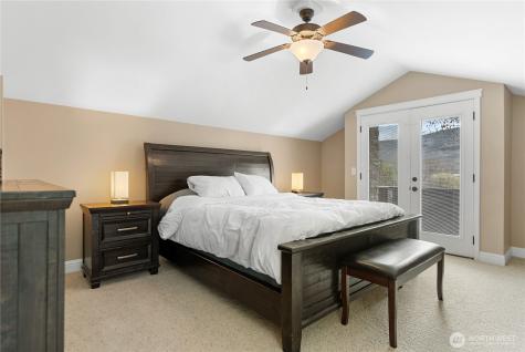 24 Sandalia Court Oroville WA 98844