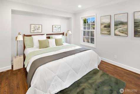 7044 50th Avenue NE Seattle WA 98115