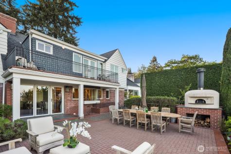 7044 50th Avenue NE Seattle WA 98115