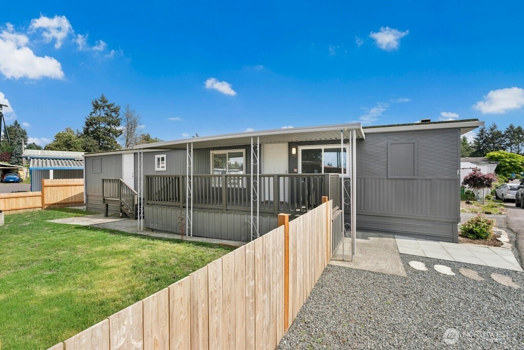 12200 Stone Avenue N Seattle WA 98133