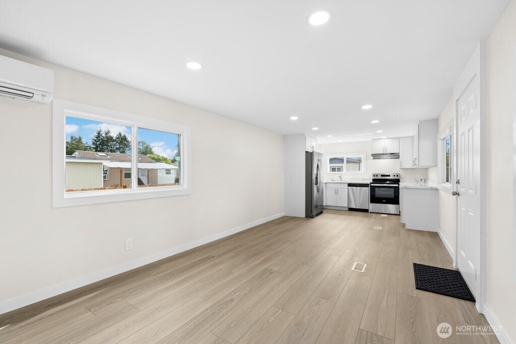 12200 Stone Avenue N Seattle WA 98133