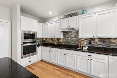 1074 Ridge Street Mukilteo WA 98275