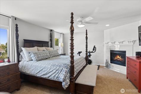 1074 Ridge Street Mukilteo WA 98275