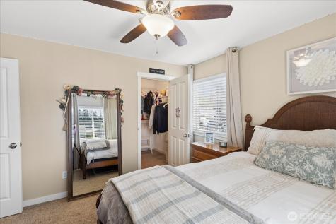 1074 Ridge Street Mukilteo WA 98275