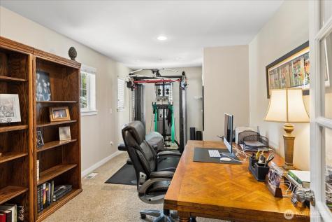 1074 Ridge Street Mukilteo WA 98275