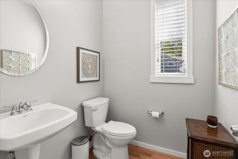 1074 Ridge Street Mukilteo WA 98275