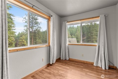 56 Ruby Two Moons Road Tonasket WA 98855