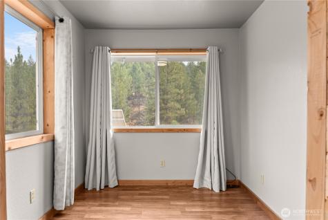 56 Ruby Two Moons Road Tonasket WA 98855