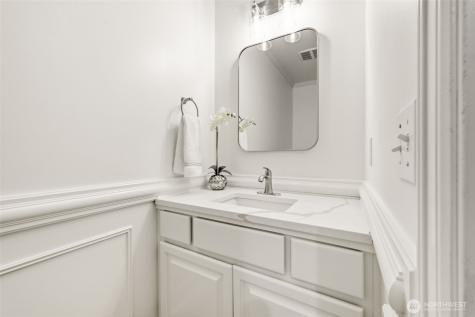5570 176th Place SE Bellevue WA 98006