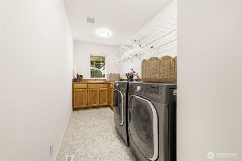 5570 176th Place SE Bellevue WA 98006
