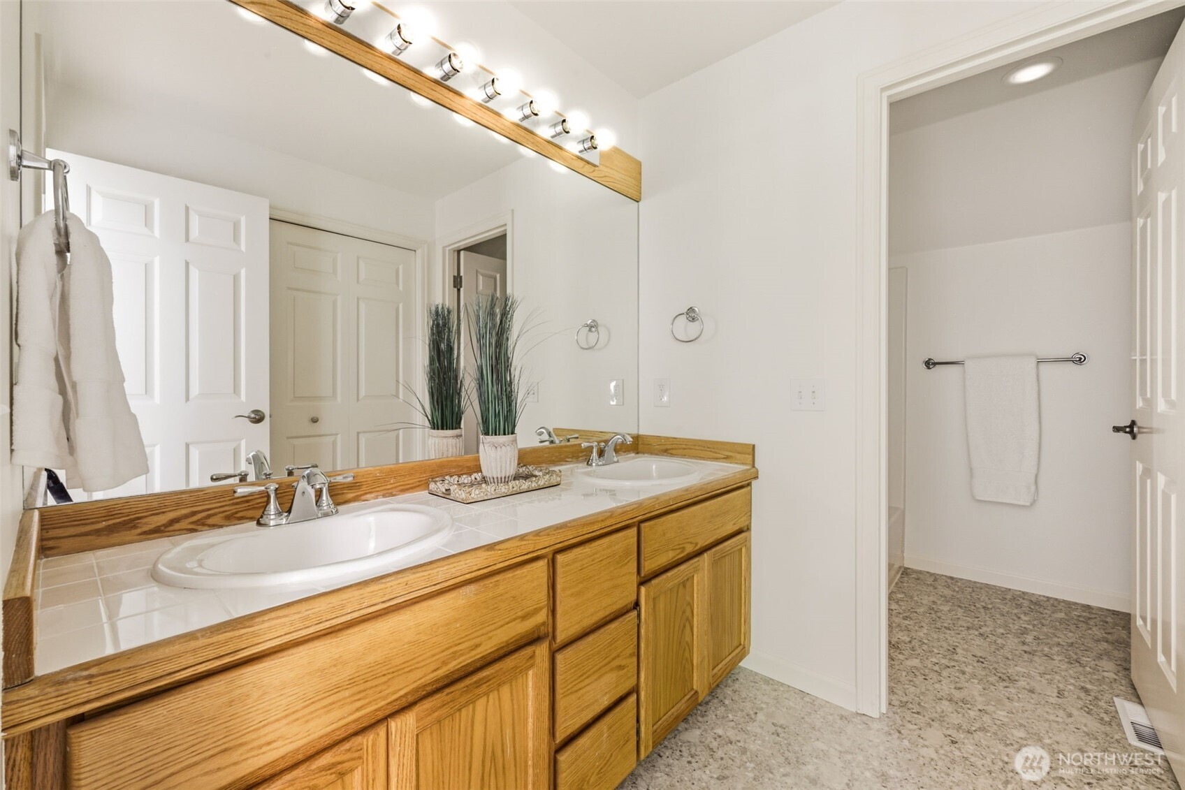 5570 176th Place SE Bellevue WA 98006