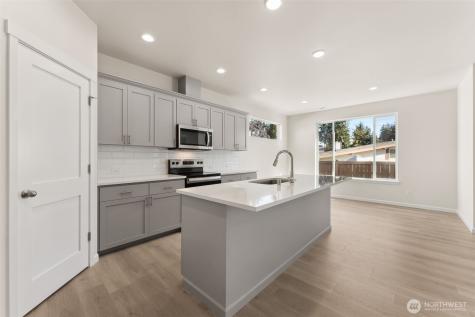 15851 Woodland Court SE Yelm WA 98597