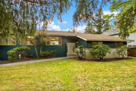 12511 37th Avenue NE Seattle WA 98125