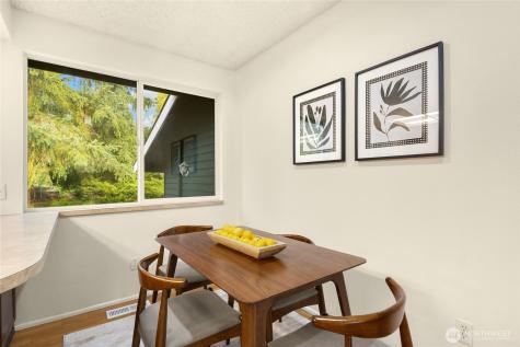 12511 37th Avenue NE Seattle WA 98125