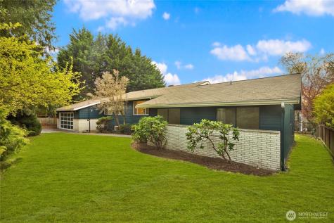 12511 37th Avenue NE Seattle WA 98125