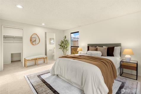 12511 37th Avenue NE Seattle WA 98125