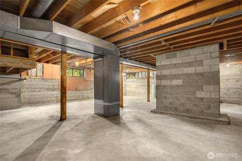 12511 37th Avenue NE Seattle WA 98125