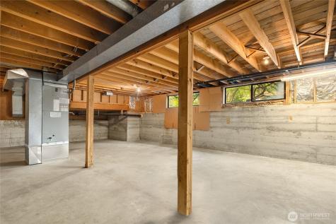 12511 37th Avenue NE Seattle WA 98125