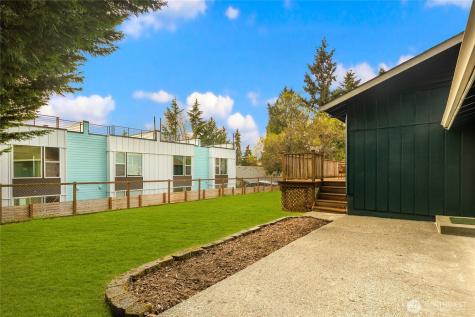 12511 37th Avenue NE Seattle WA 98125