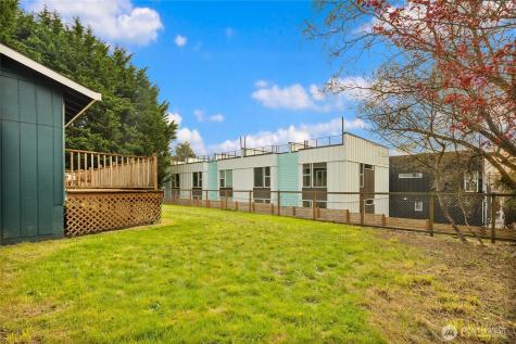 12511 37th Avenue NE Seattle WA 98125