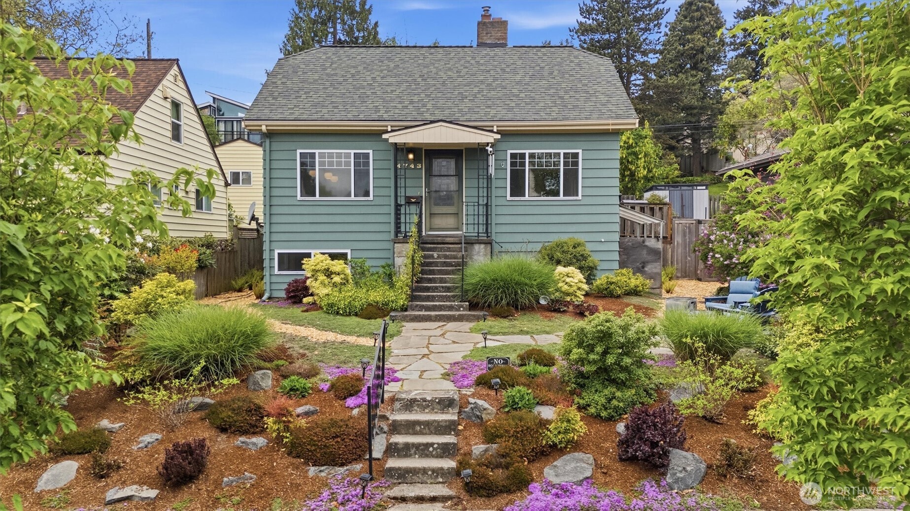 4743 50th Avenue SW Seattle WA 98116