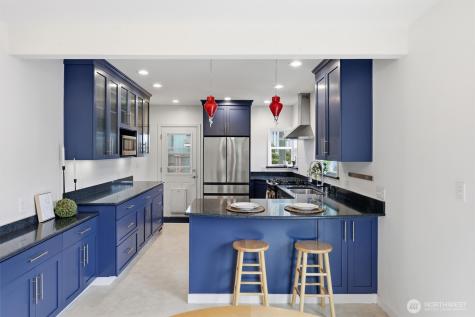 4743 50th Avenue SW Seattle WA 98116