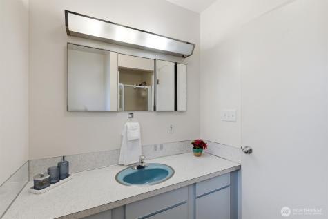 4743 50th Avenue SW Seattle WA 98116