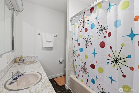 4743 50th Avenue SW Seattle WA 98116