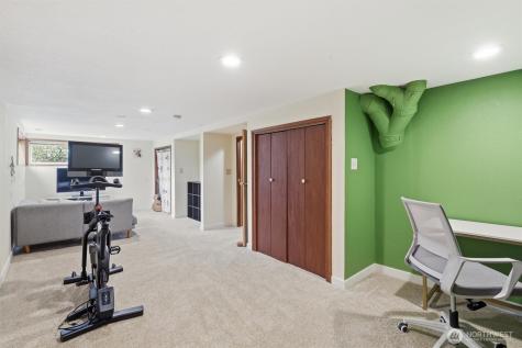 4743 50th Avenue SW Seattle WA 98116