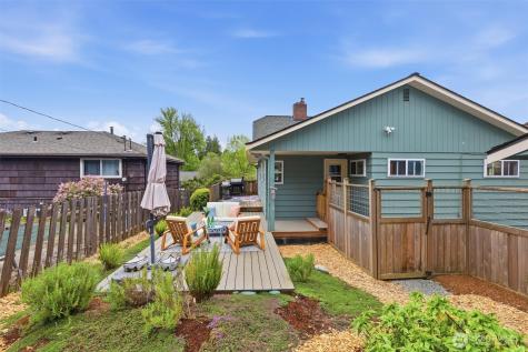 4743 50th Avenue SW Seattle WA 98116