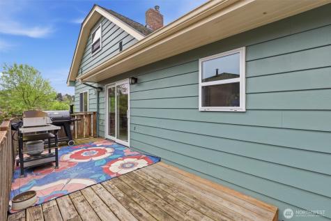 4743 50th Avenue SW Seattle WA 98116