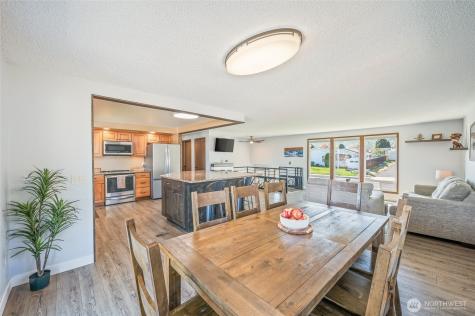 932 Crawford Avenue Wenatchee WA 98801