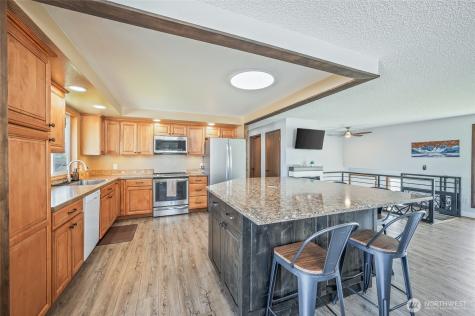 932 Crawford Avenue Wenatchee WA 98801