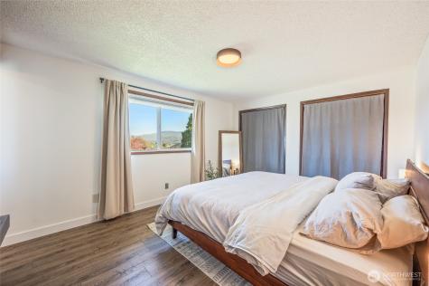932 Crawford Avenue Wenatchee WA 98801
