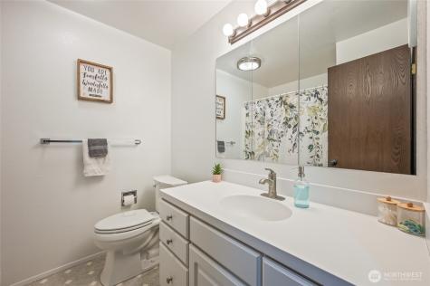 932 Crawford Avenue Wenatchee WA 98801